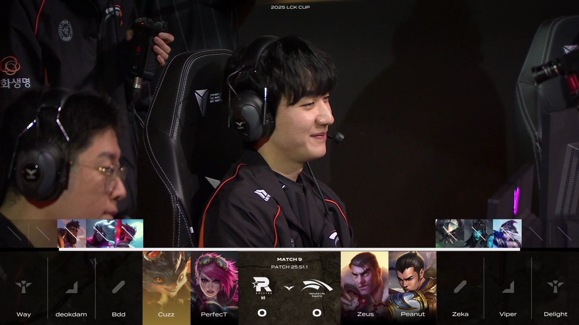 HLE险胜C9,Faker团战一打五焦点之战2025世界赛,让粉丝疯狂欢呼 HLE险胜C9,Faker团战一打五焦点之战2025世界赛,让粉丝疯狂欢呼