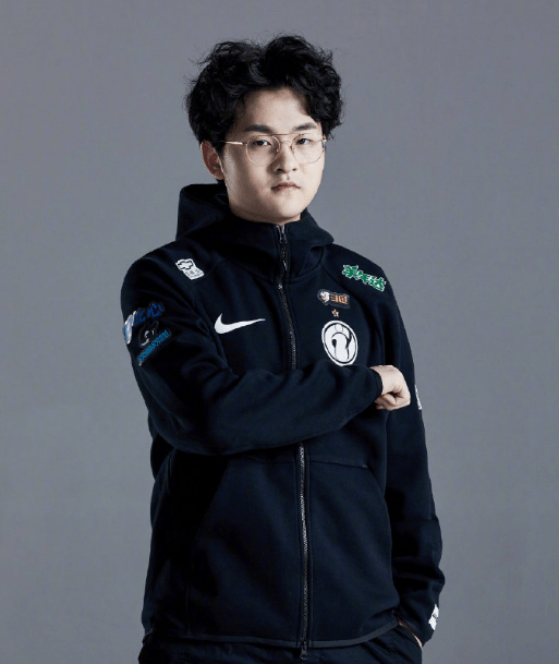 DK碾压DRX，Viper线上压制力十足强强对话半决赛，让粉丝疯狂欢呼