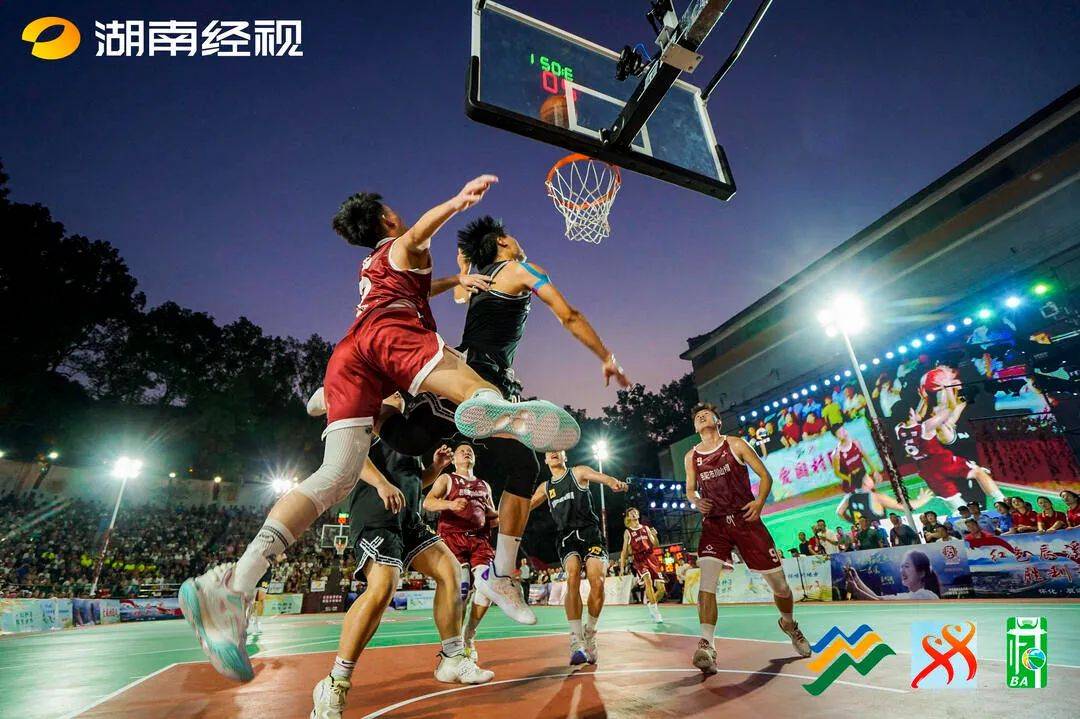 FPX轻取GEN,ShowMaker单局斩获MVP强强对话四强赛,强势挺进下一轮的简单介绍 FPX轻取GEN,ShowMaker单局斩获MVP强强对话四强赛,强势挺进下一轮的简单介绍