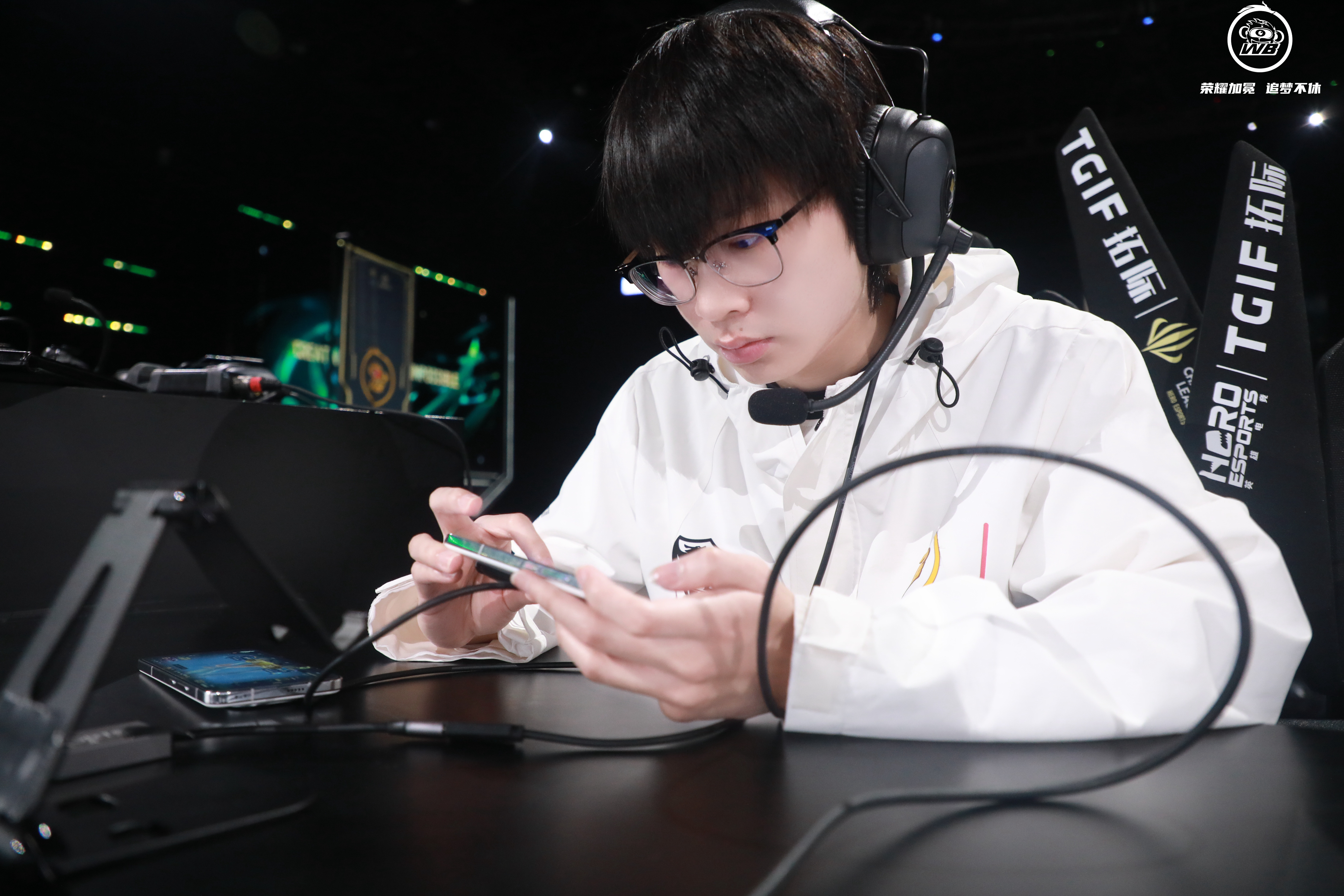 关于WBG翻盘BRO,Viper开启传奇时刻焦点之战四强赛,成为赛场最大亮点的信息 关于WBG翻盘BRO,Viper开启传奇时刻焦点之战四强赛,成为赛场最大亮点的信息