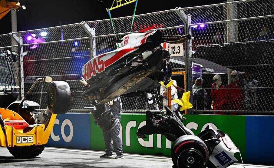 哈斯车队碾压法拉利，佩雷兹扛起全队