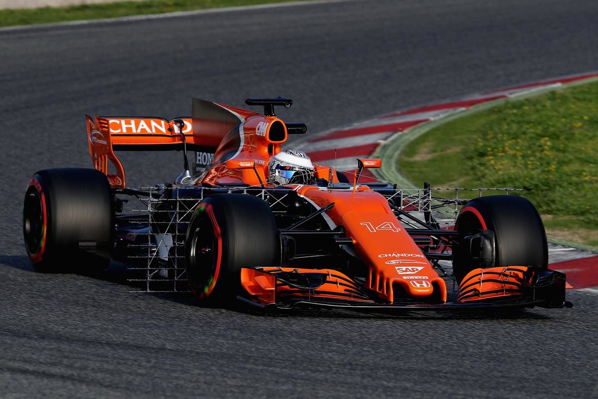 哈斯车队绝杀迈凯伦，阿隆索统治全场的简单介绍