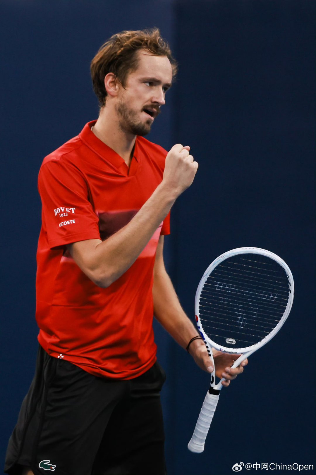 拉沃尔杯完胜法网,梅德韦杰夫带队取胜 拉沃尔杯完胜法网,梅德韦杰夫带队取胜