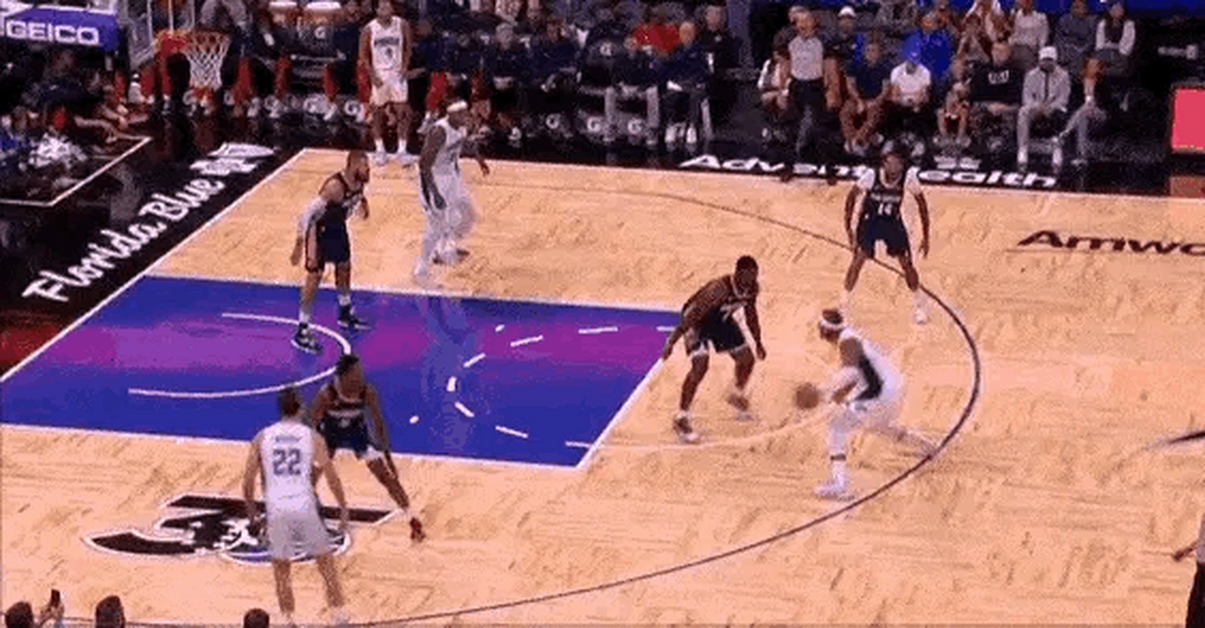 魔术翻盘青岛队，锡安关键制胜